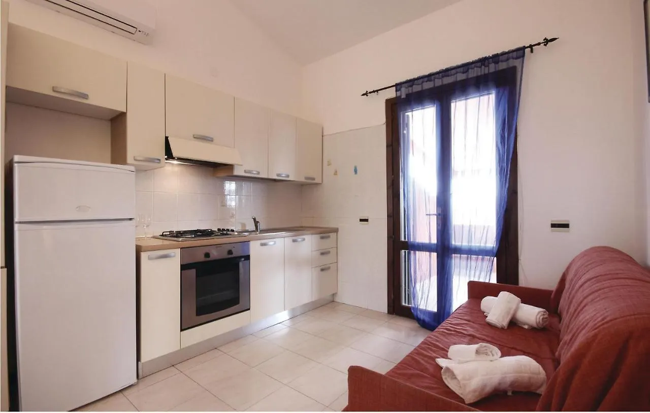 Awesome Apartment In Costa Rei -Ca- With Kitchen مونتي ناي