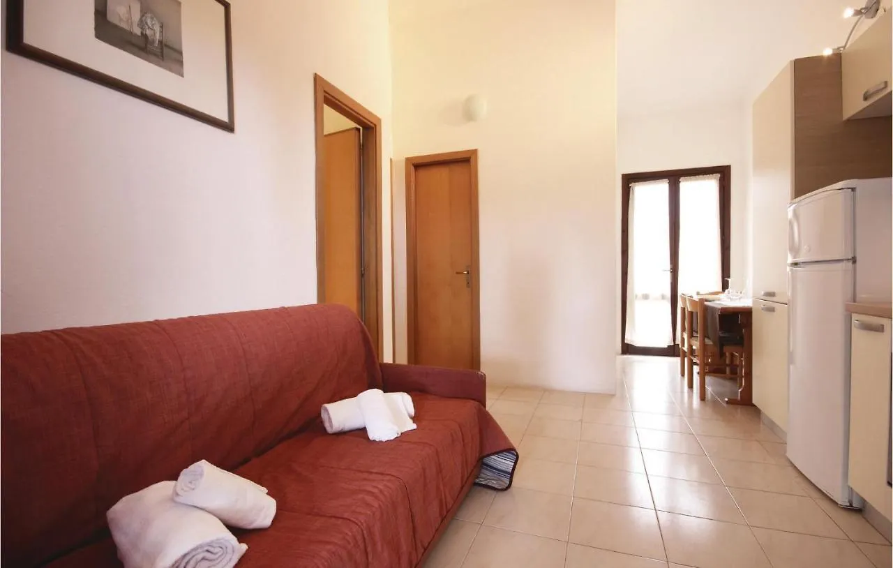 Awesome Apartment In Costa Rei -Ca- With Kitchen مونتي ناي