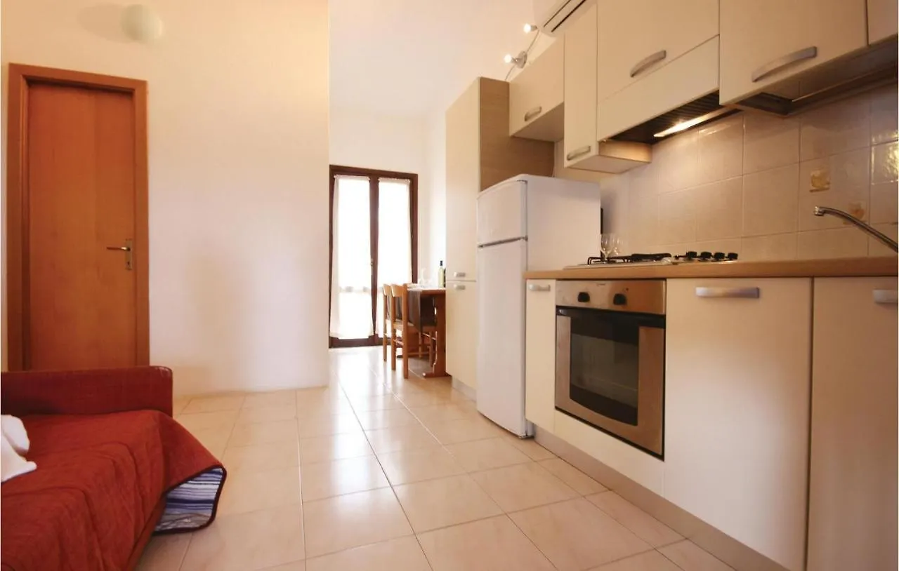 Awesome Apartment In Costa Rei -Ca- With Kitchen مونتي ناي