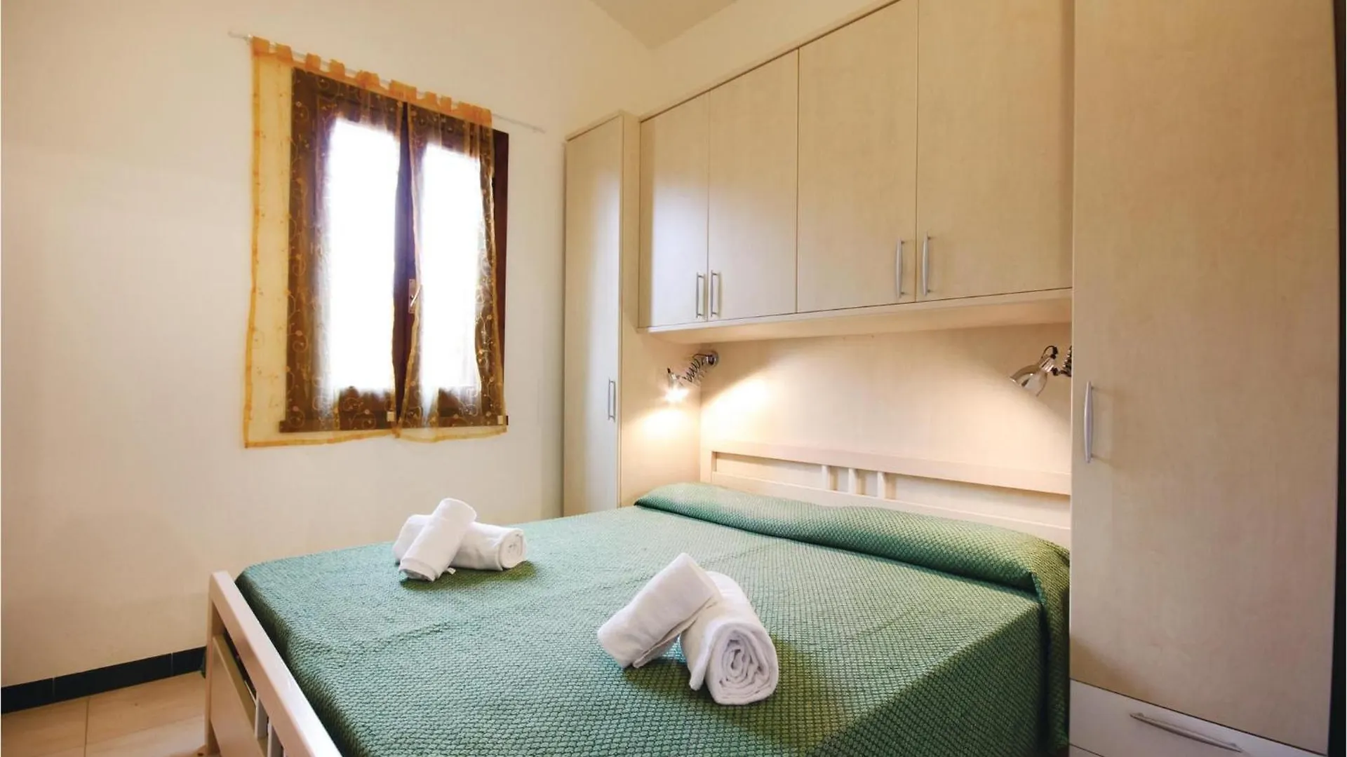 Awesome Apartment In Costa Rei -Ca- With Kitchen مونتي ناي