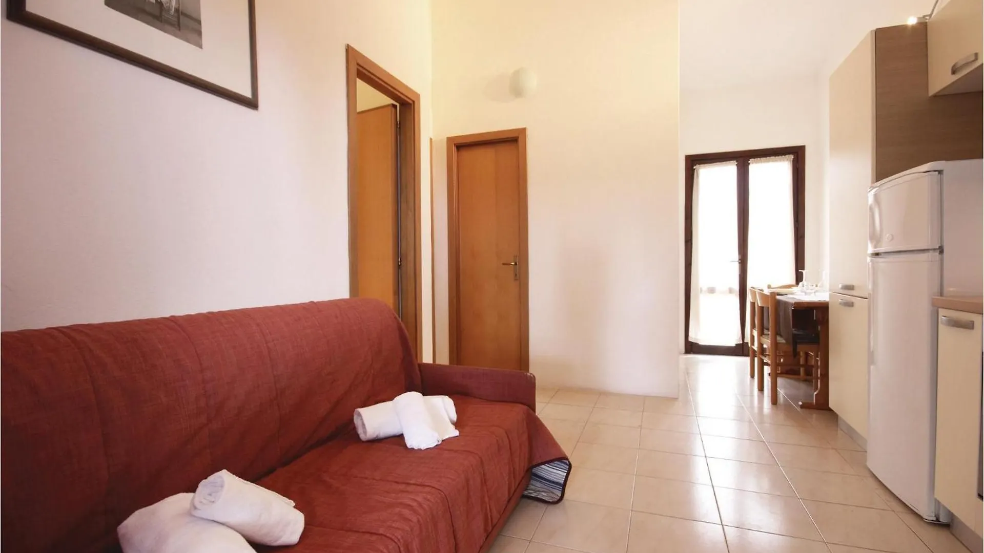 Awesome Apartment In Costa Rei -Ca- With Kitchen مونتي ناي 0*,  إيطاليا